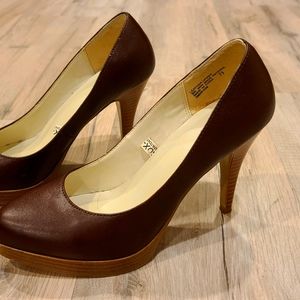 Mossimo 7.5 womens heels